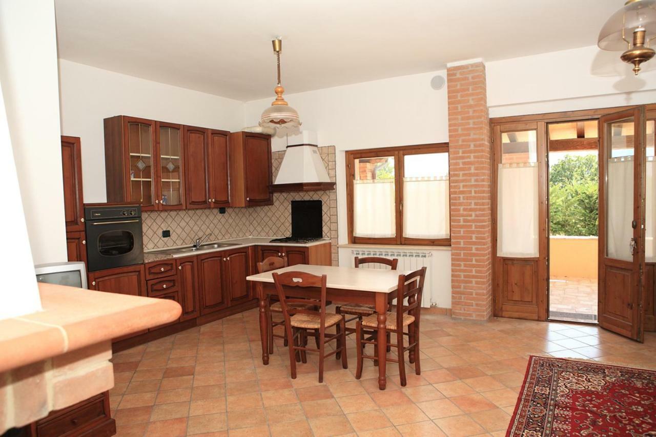 Villa Residenza Le Querce Trilocale Fossato di Vico Exterior foto