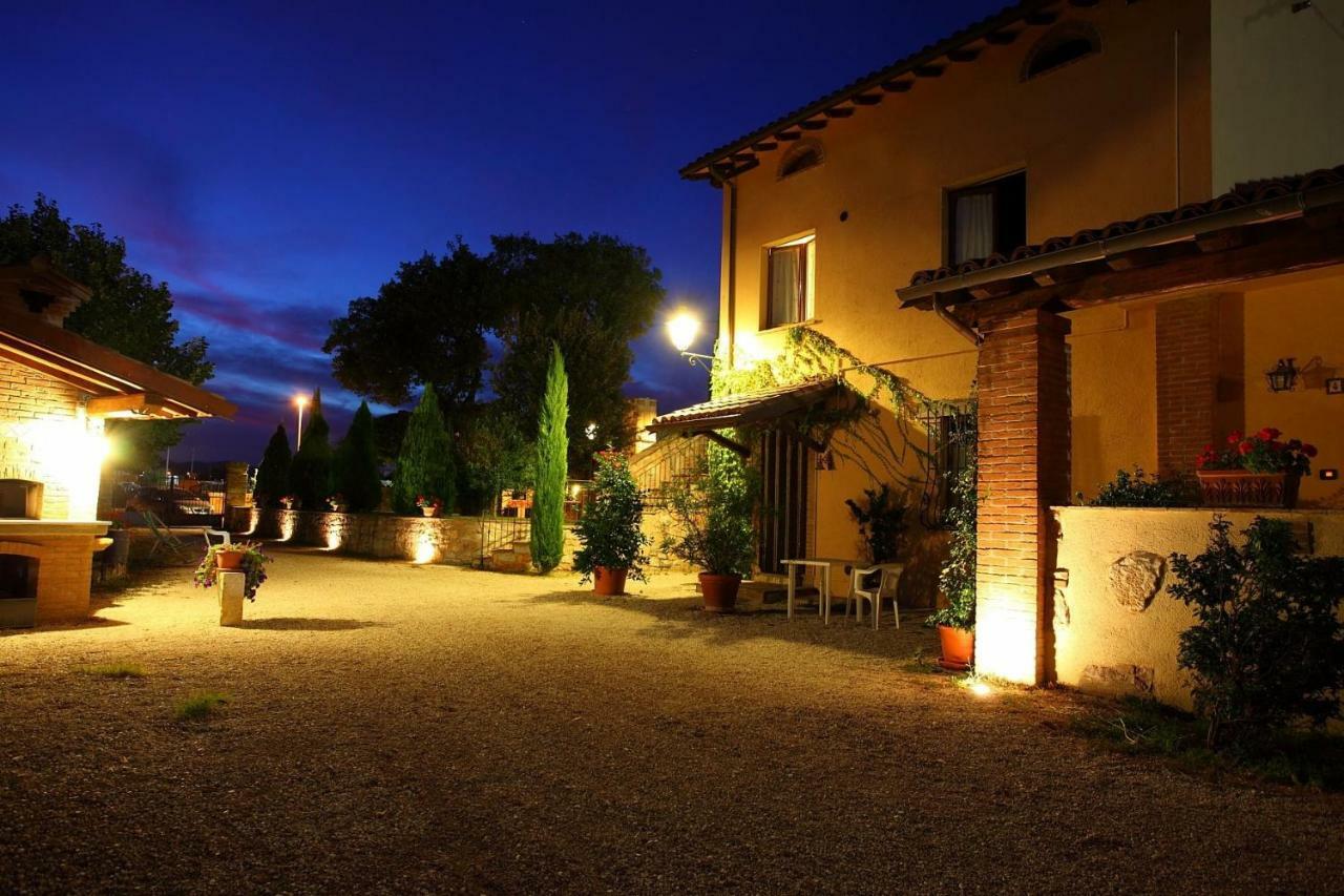 Villa Residenza Le Querce Trilocale Fossato di Vico Exterior foto